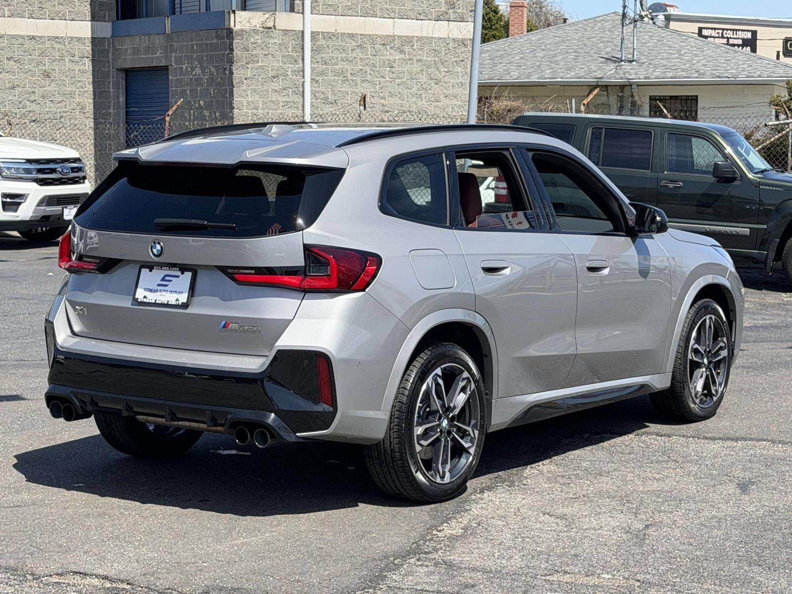 Used 2026 BMW X1 M35i w/ Technology Package AWD/4WD image 8