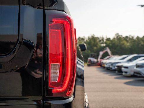 Used 2021 GMC Sierra 1500 AT4 AWD/4WD image 16