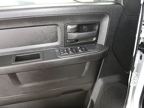 Used 2026 RAM 2500 Tradesman AWD/4WD image 17