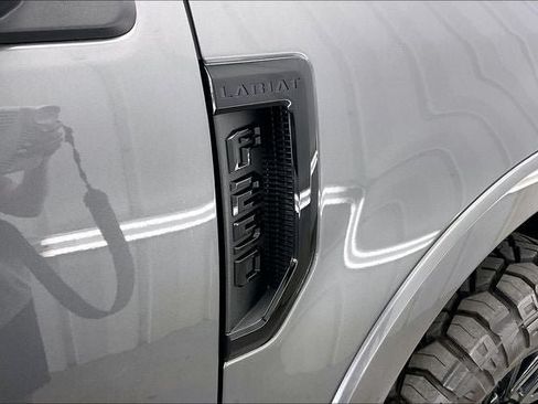 Used 2022 Ford F250 Lariat w/ Tremor Off-Road Package AWD/4WD image 9