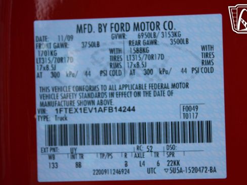 Used 2010 Ford F150 Raptor image 2
