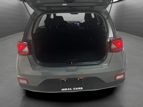 Used 2022 Hyundai Venue SEL w/ Cargo Package FWD image 27