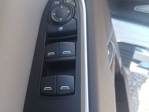 New 2026 Chevrolet Silverado 1500 LT AWD/4WD image 18