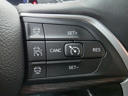 New 2025 Jeep Grand Cherokee L Limited w/ Trailer Tow Package image 14