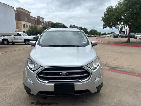 Used 2019 Ford EcoSport SE w/ SE Convenience Package FWD image 2