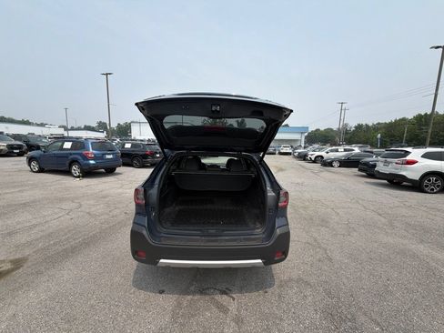 Used 2024 Subaru Outback Limited AWD/4WD image 8