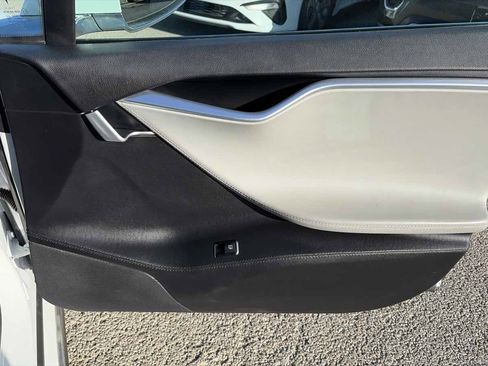 Used 2012 Tesla Model S RWD image 30