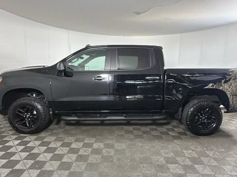 Used 2022 Chevrolet Silverado 1500 Custom Trail Boss w/ Realtree Special Edition AWD/4WD image 5