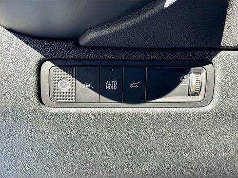 New 2026 Chevrolet Equinox EV RS image 21