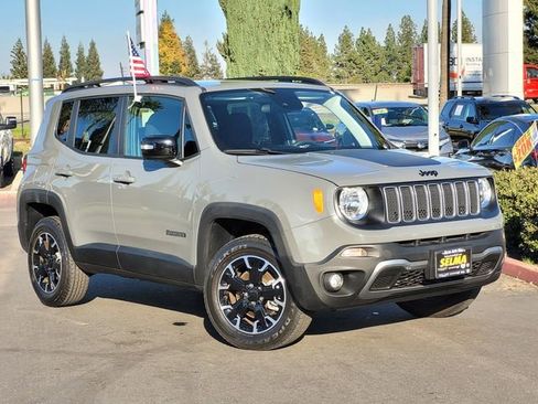 Used 2023 Jeep Renegade Latitude w/ Sun/Sound Group image 2