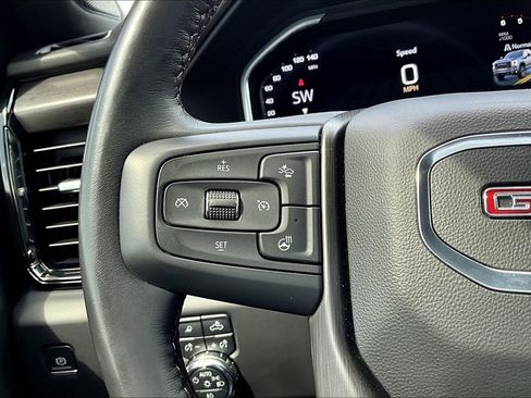 Used 2024 GMC Sierra 2500 AT4X image 26