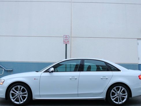Used 2013 Audi S4 Prestige image 8