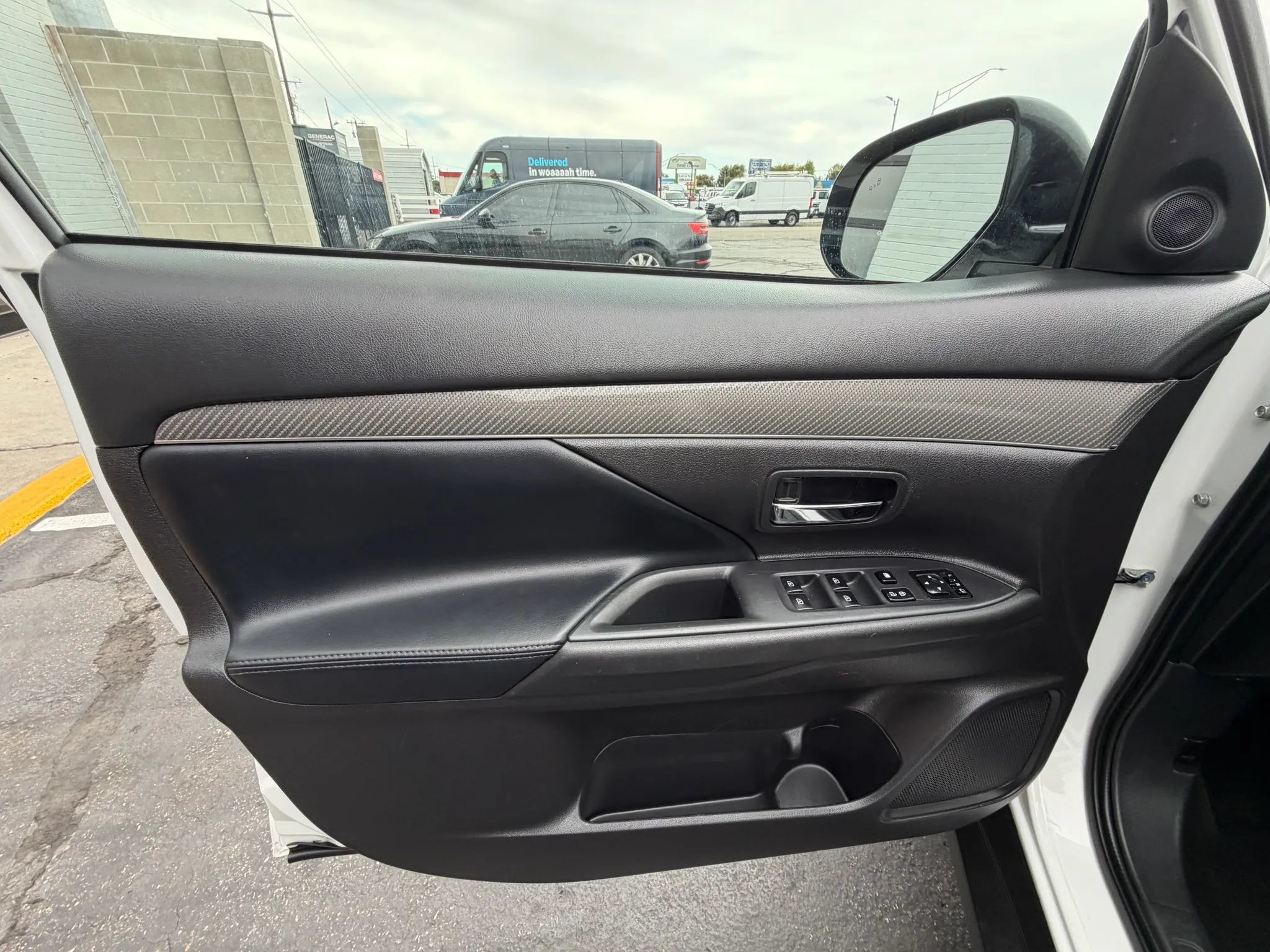 Used 2020 Mitsubishi Outlander SEL AWD/4WD image 12