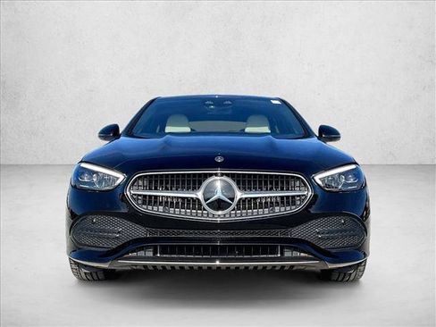 Used 2025 Mercedes-Benz C 300 Sedan image 3
