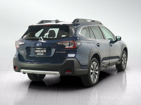 Used 2023 Subaru Outback Limited AWD/4WD image 5