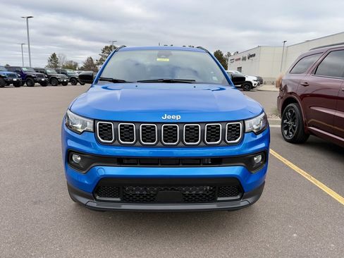 New 2026 Jeep Compass Latitude image 7