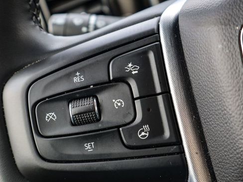 Certified 2025 GMC Sierra 1500 SLT image 24