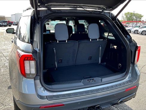 Used 2025 Ford Explorer ST-Line AWD/4WD image 20