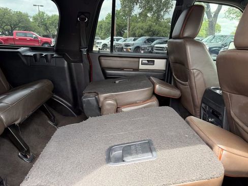 Used 2015 Ford Expedition EL King Ranch RWD image 18