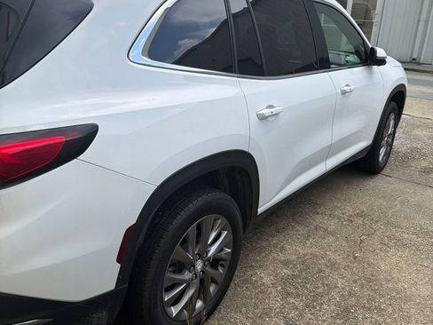 Used 2026 Buick Enclave Preferred FWD image 3