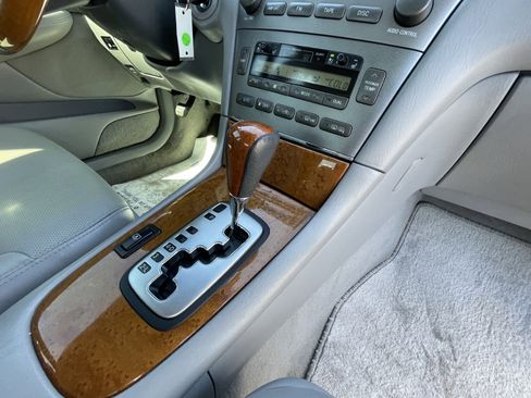 Used 2006 Lexus ES 330 FWD image 26