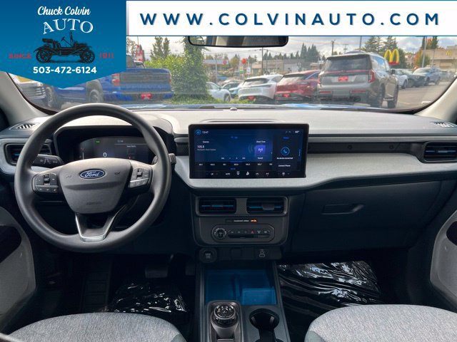Used 2025 Ford Maverick XLT w/ Equipment Group 301A AWD/4WD image 16