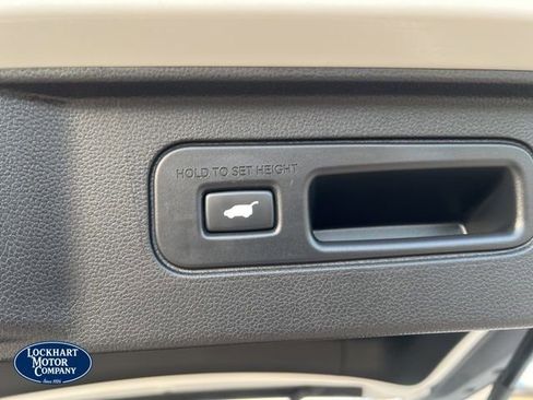 Used 2025 Honda Pilot Elite image 19