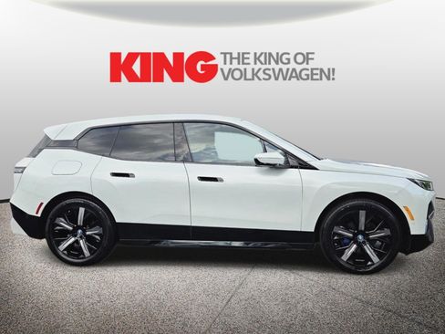 Used 2023 BMW iX xDrive50 w/ Premium Package AWD/4WD image 2