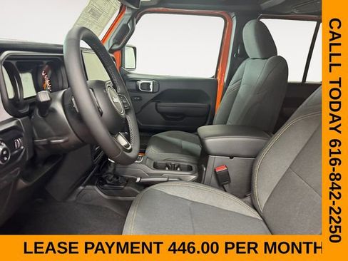 New 2025 Jeep Gladiator Sport image 6