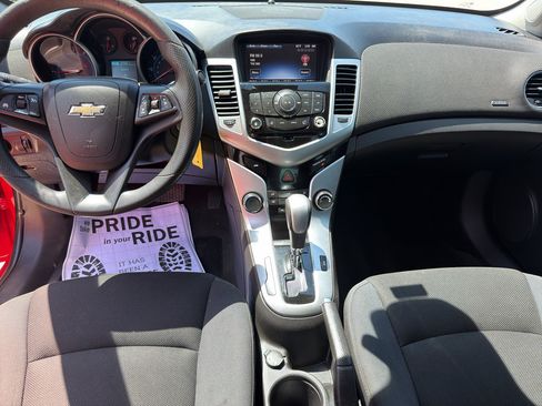 Used 2015 Chevrolet Cruze LT FWD image 11