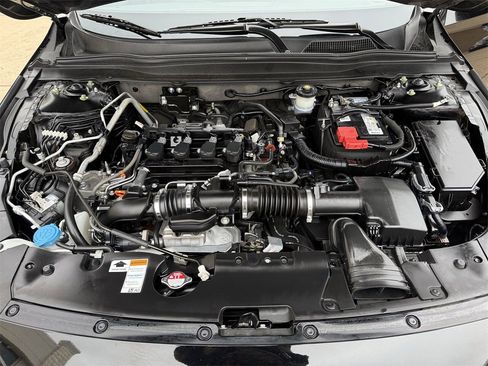 Used 2022 Honda Accord EX-L image 28