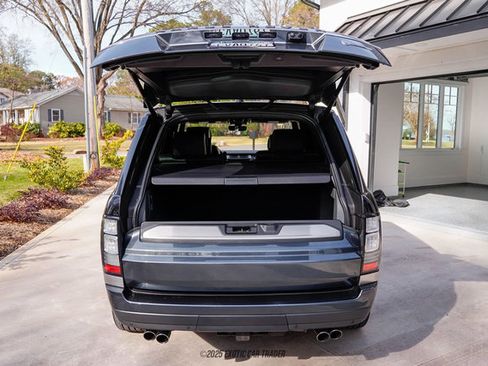 Used 2017 Land Rover Range Rover LWB SV Autobiography image 15