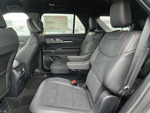 New 2026 Ford Explorer ST image 21