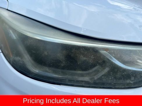Used 2017 Chevrolet Cruze Premier FWD image 4