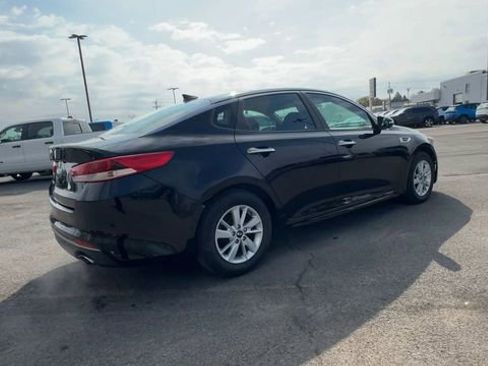 Used 2018 Kia Optima LX FWD image 8