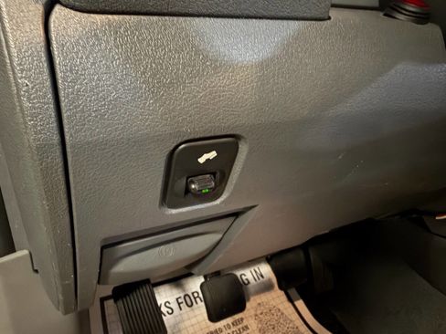 Used 2006 Dodge Ram 2500 Truck Laramie w/ Trailer Tow Group image 35