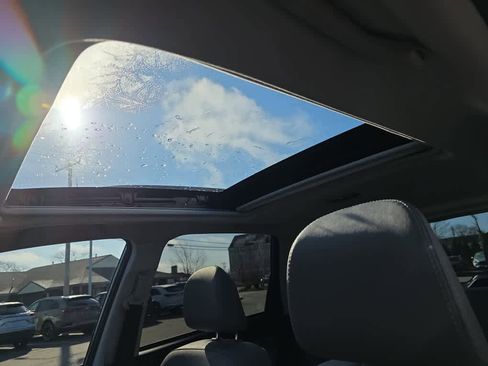 Used 2018 Subaru Forester 2.5i Limited image 13