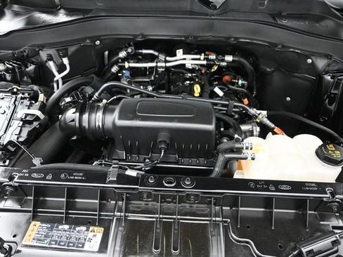 Certified 2023 Ford Explorer XLT w/ Equipment Group 202A AWD/4WD image 36