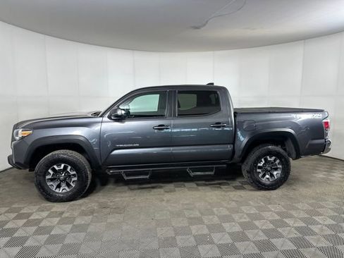 Used 2023 Toyota Tacoma TRD Off-Road image 6
