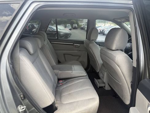 Used 2009 Hyundai Santa Fe GLS FWD image 12