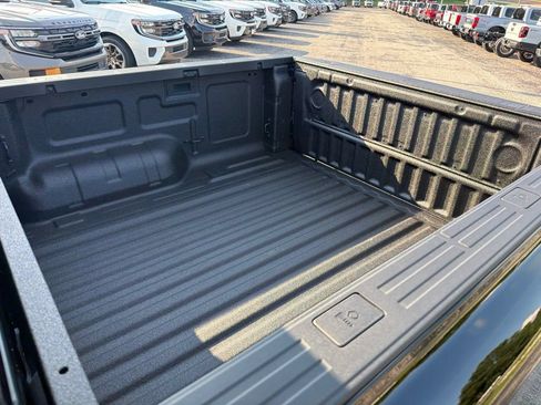 New 2026 Ford Ranger XLT w/ Equipment Group 301A High AWD/4WD image 12