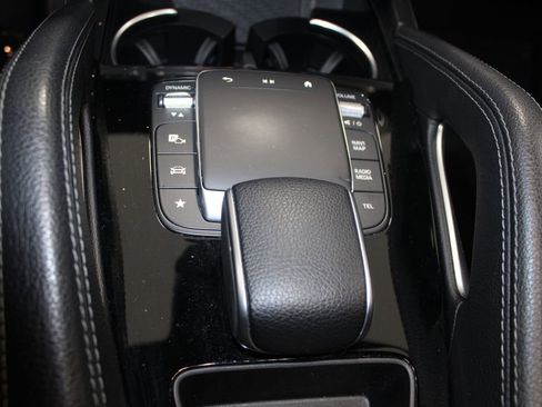 Used 2024 Mercedes-Benz GLE 450e 4MATIC image 44