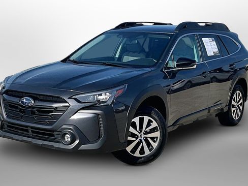 Used 2023 Subaru Outback Premium AWD/4WD image 13