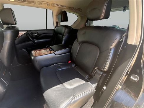 Used 2019 INFINITI QX80 Luxe w/ Proassist Package RWD image 21