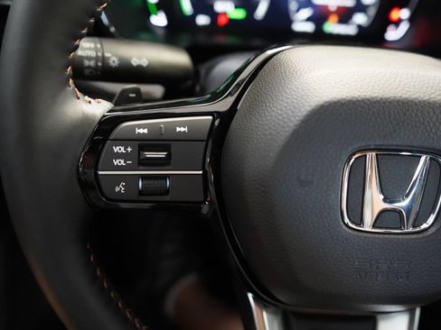 Used 2026 Honda CR-V Sport Touring image 33