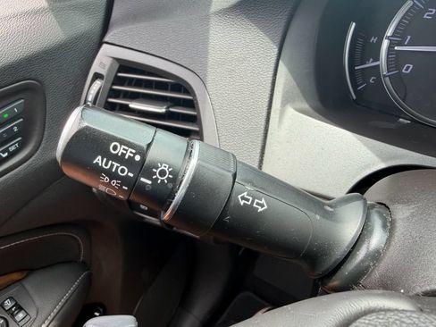 Used 2020 Acura MDX w/ Technology Package FWD image 32