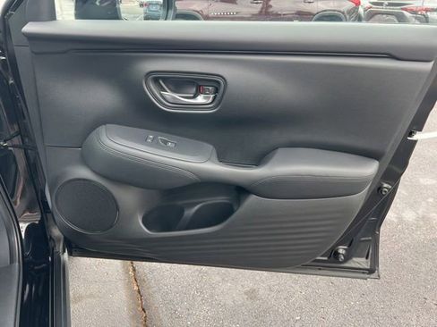 Used 2024 Honda HR-V LX image 29