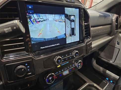 Used 2022 Ford F450 Limited w/ FX4 Off-Road Package image 23