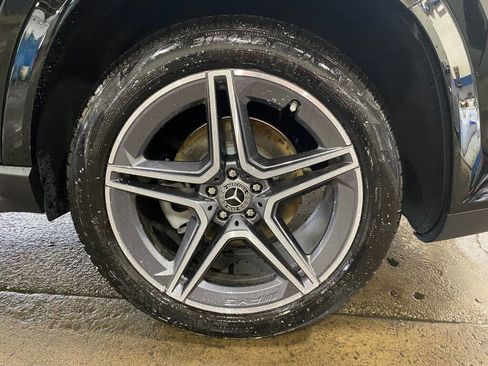 New 2025 Mercedes-Benz GLS 450 4MATIC image 13