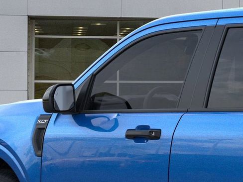 New 2025 Ford Maverick XLT w/ XLT Luxury Package image 21